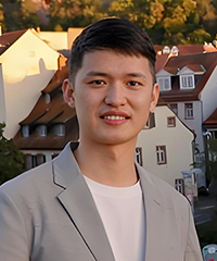 Xianzhe Li